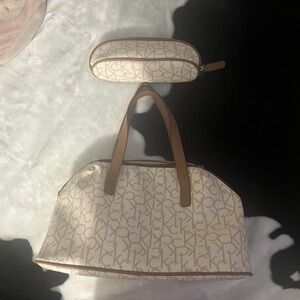 Calvin Klein Cream and Brown Women's Bag Set
